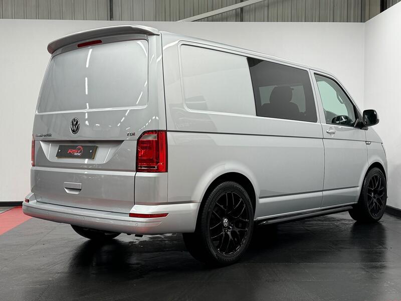 VOLKSWAGEN TRANSPORTER