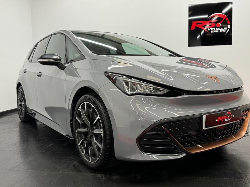 CUPRA BORN