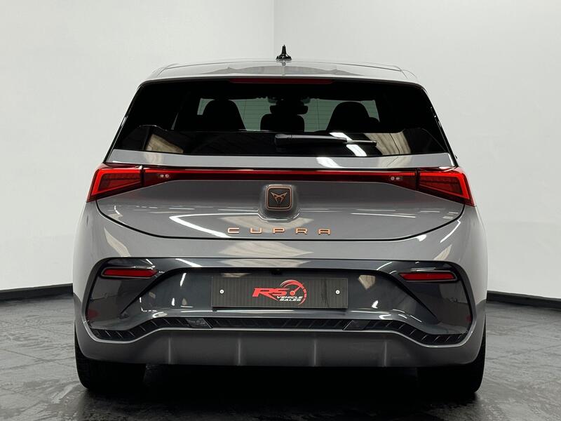 CUPRA BORN