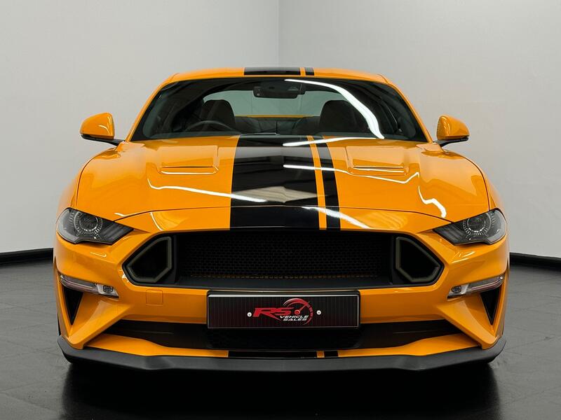 FORD MUSTANG