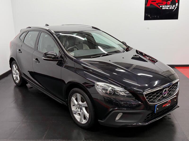VOLVO V40 CROSS COUNTRY