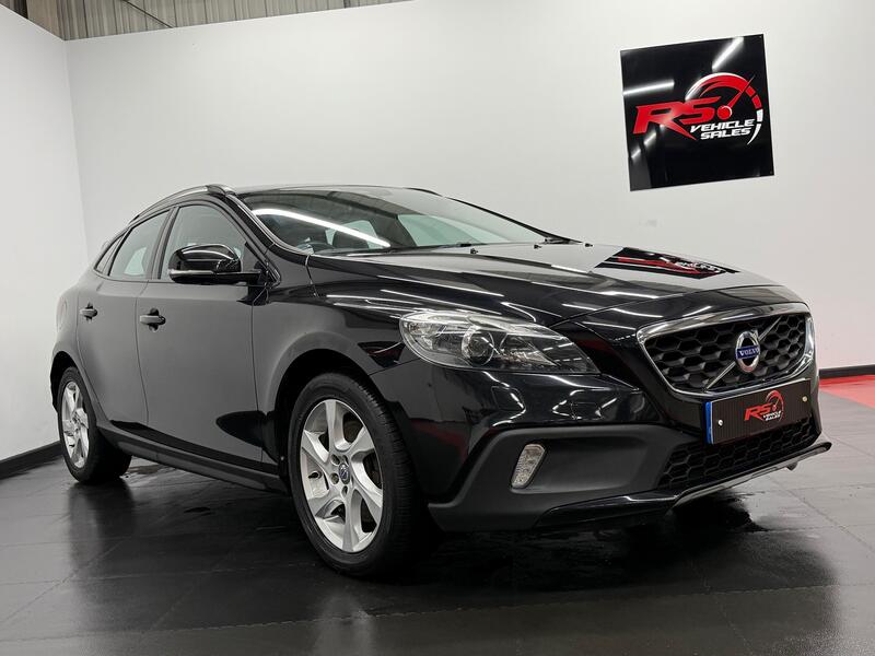 VOLVO V40 CROSS COUNTRY