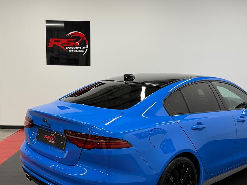 JAGUAR XE