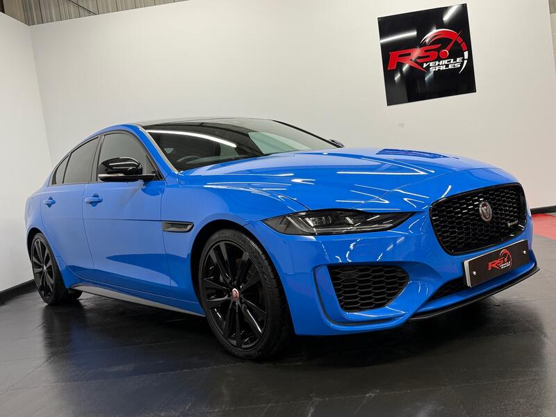 JAGUAR XE