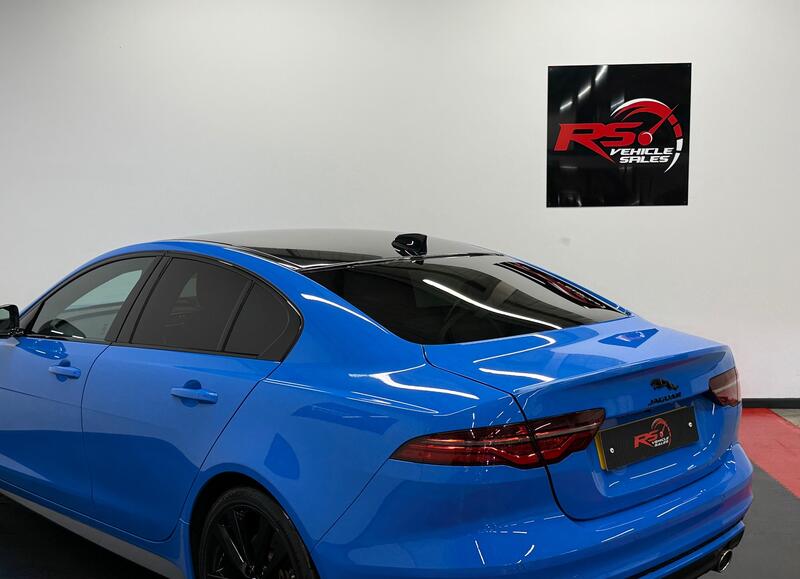 JAGUAR XE