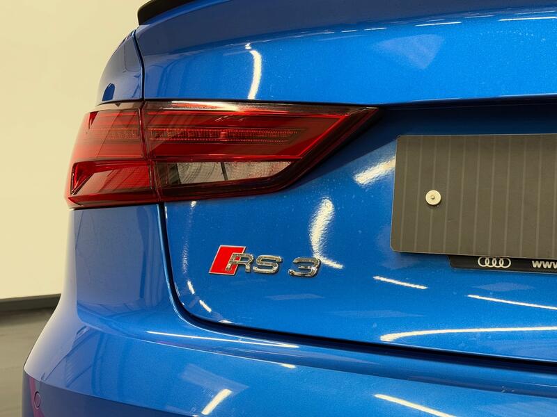 AUDI RS3
