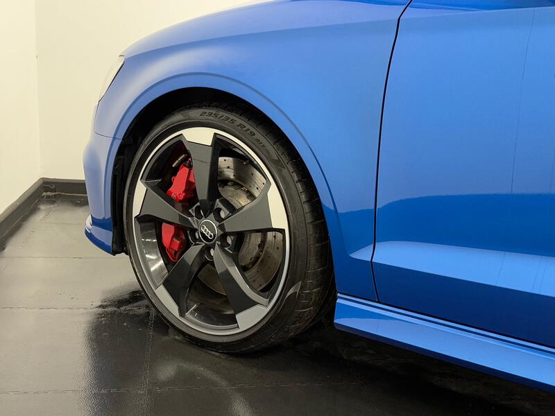 AUDI RS3