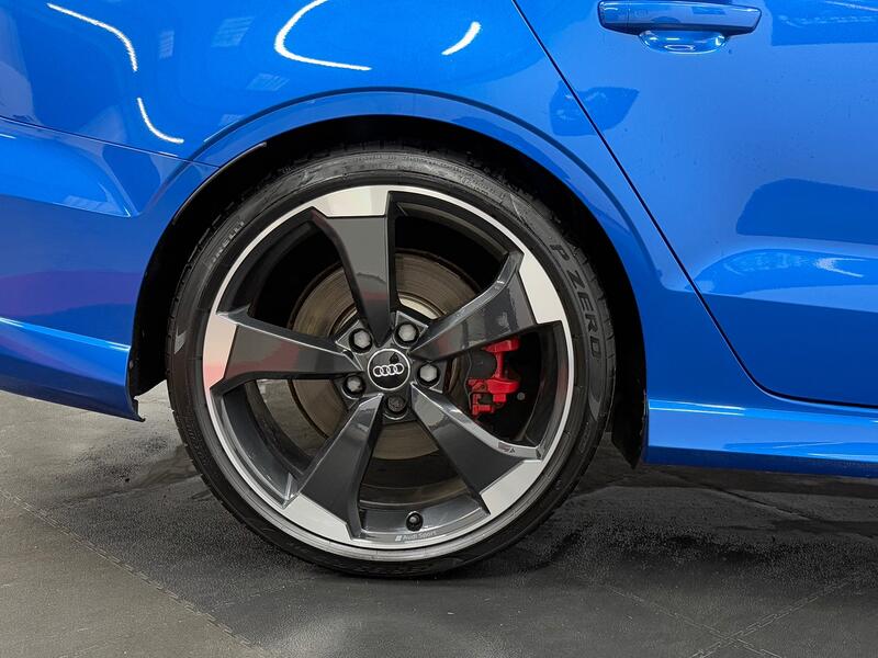 AUDI RS3