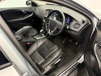 VOLVO V40 CROSS COUNTRY