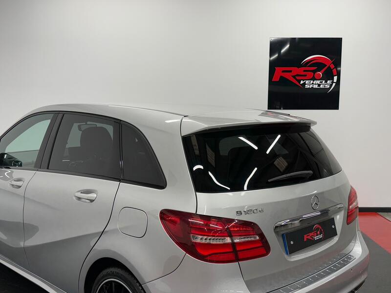 MERCEDES-BENZ B CLASS