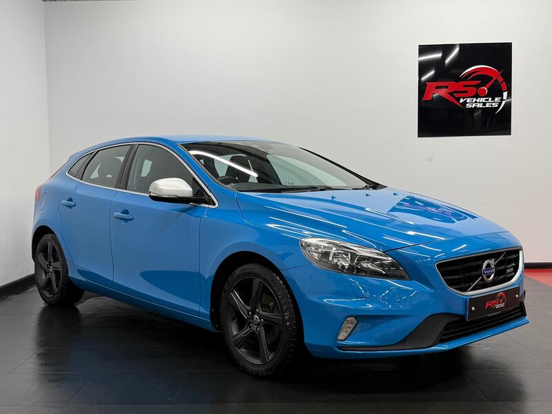 VOLVO V40