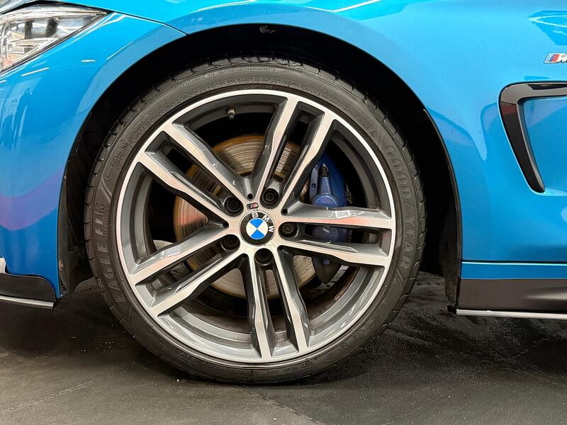 BMW 4 SERIES