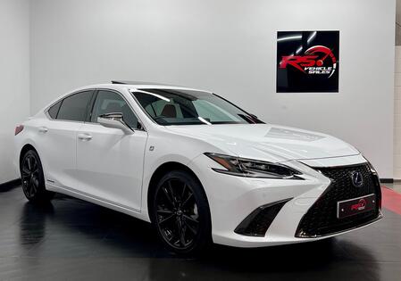 LEXUS