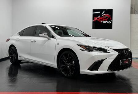 LEXUS