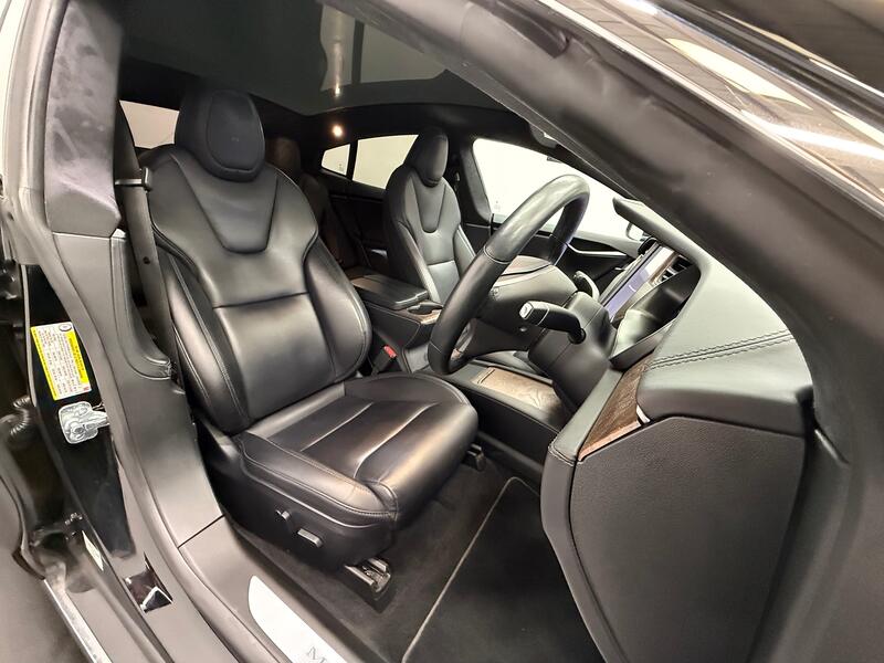 TESLA MODEL S
