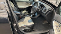 VOLVO V40 CROSS COUNTRY