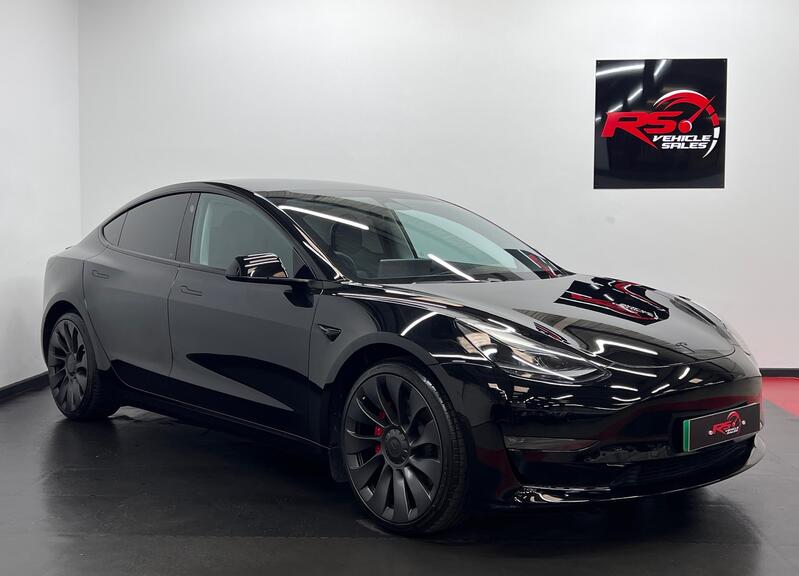 TESLA MODEL 3