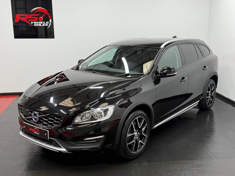 VOLVO V60 CROSS COUNTRY
