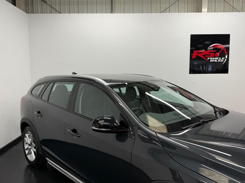 VOLVO V60 CROSS COUNTRY