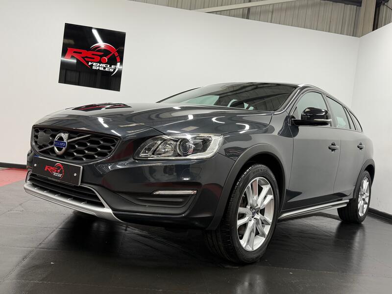 VOLVO V60 CROSS COUNTRY