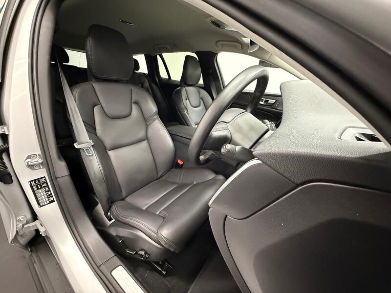 VOLVO V60 CROSS COUNTRY