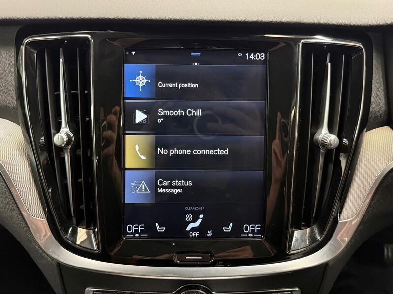 VOLVO V60 CROSS COUNTRY