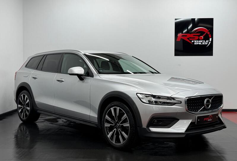 VOLVO V60 CROSS COUNTRY