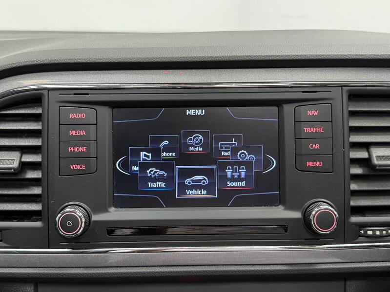 SEAT LEON