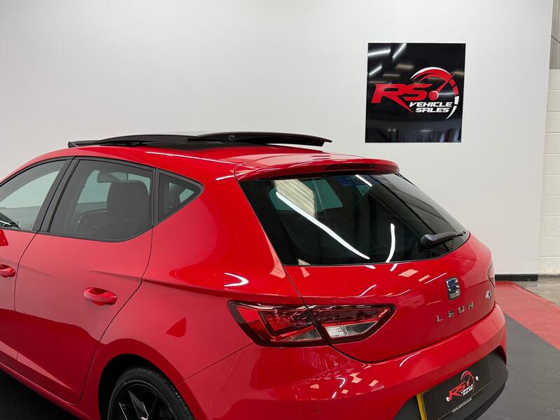 SEAT LEON