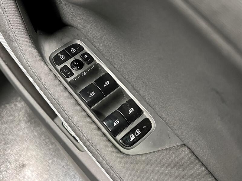 POLESTAR POLESTAR 2