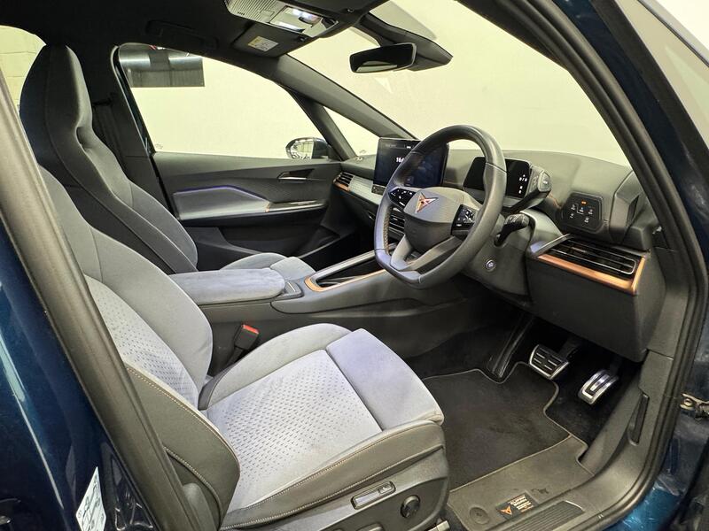 CUPRA BORN