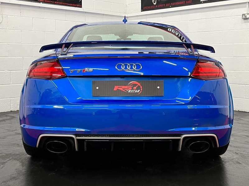 AUDI TT RS