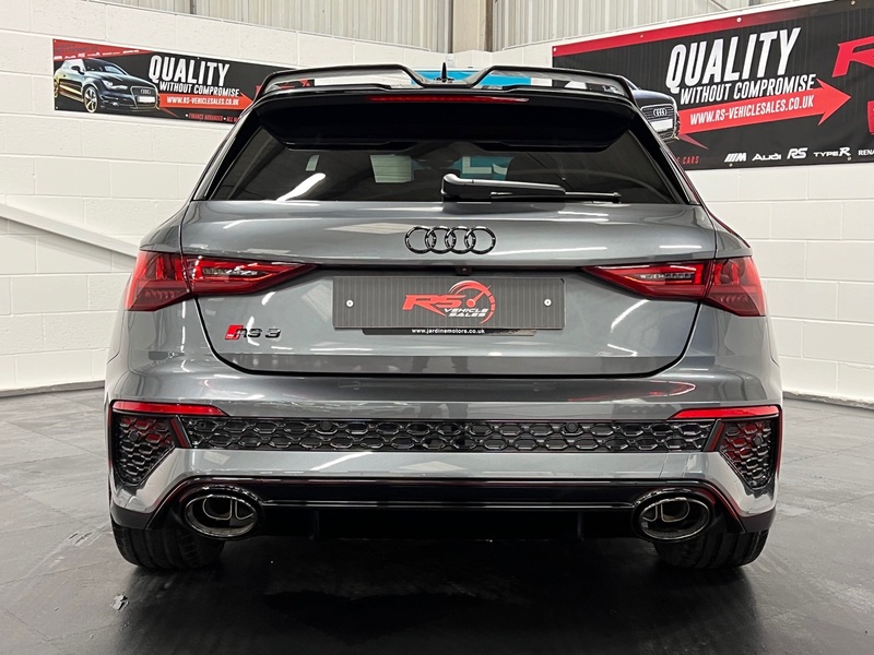 AUDI RS3