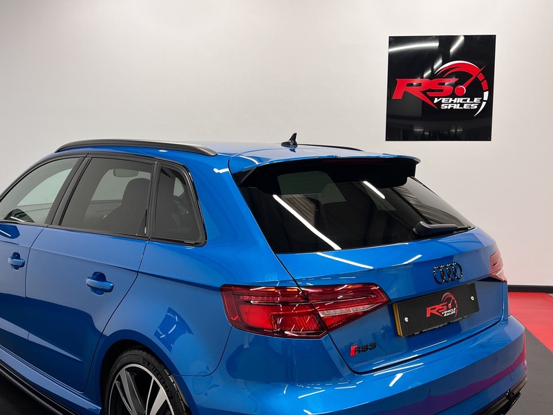 AUDI RS3