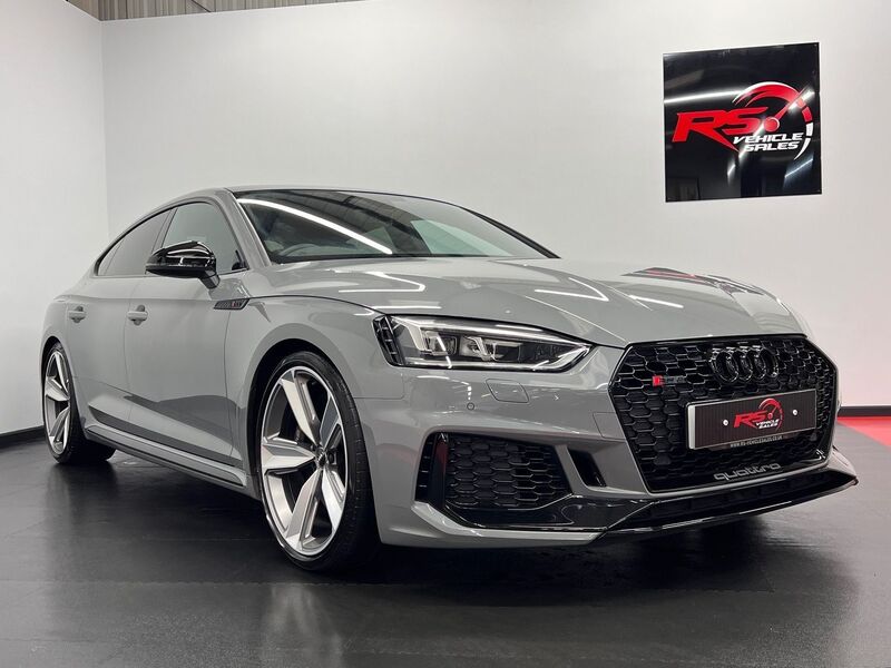 AUDI RS5