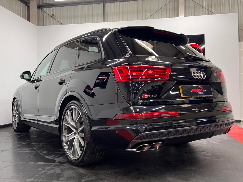 AUDI SQ7