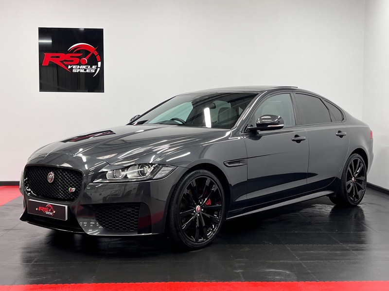 JAGUAR XF