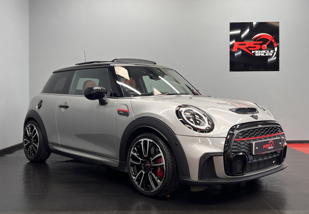 2023 MINI HATCH